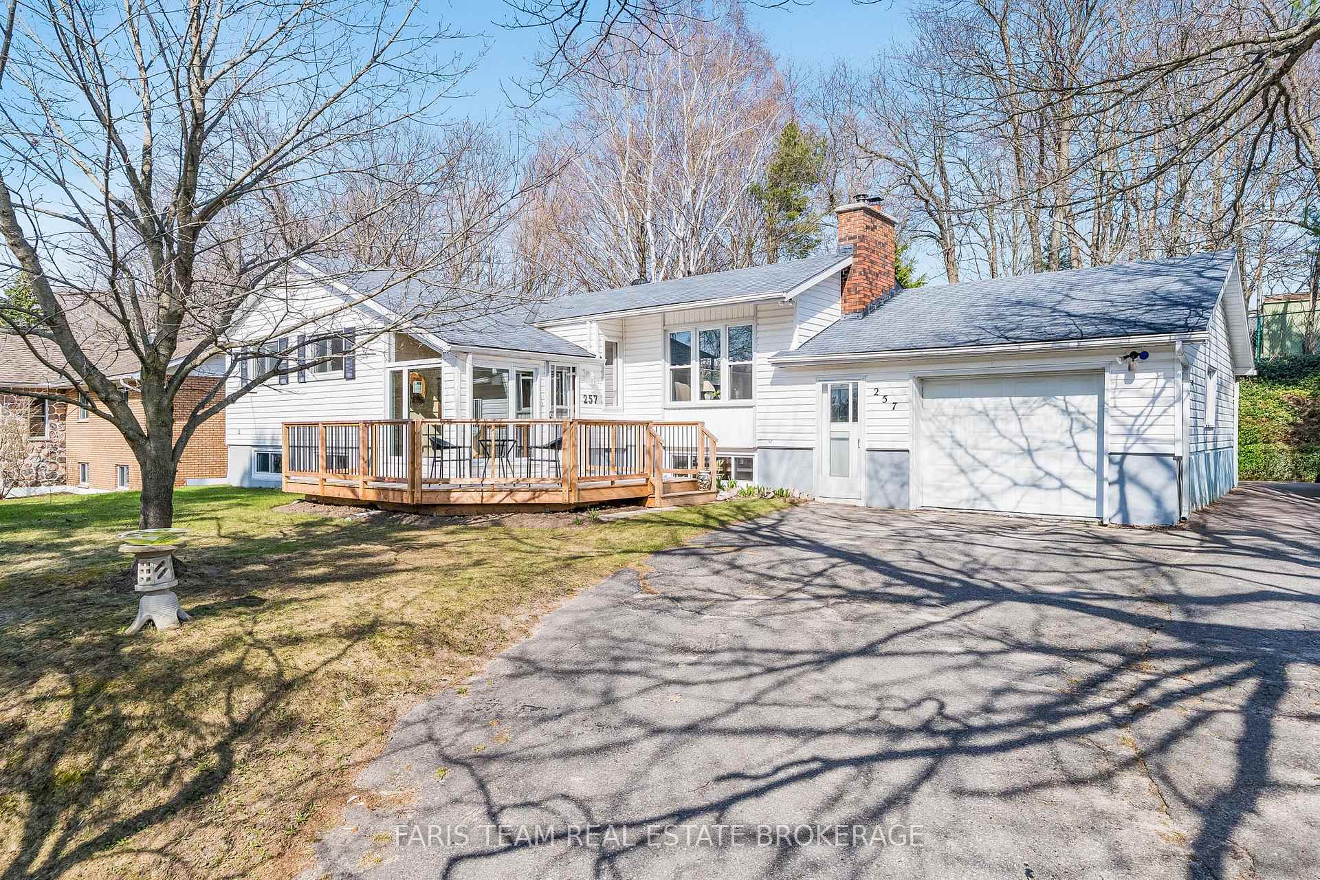 257 Church Street, Penetanguishene, ON L9M 1G6