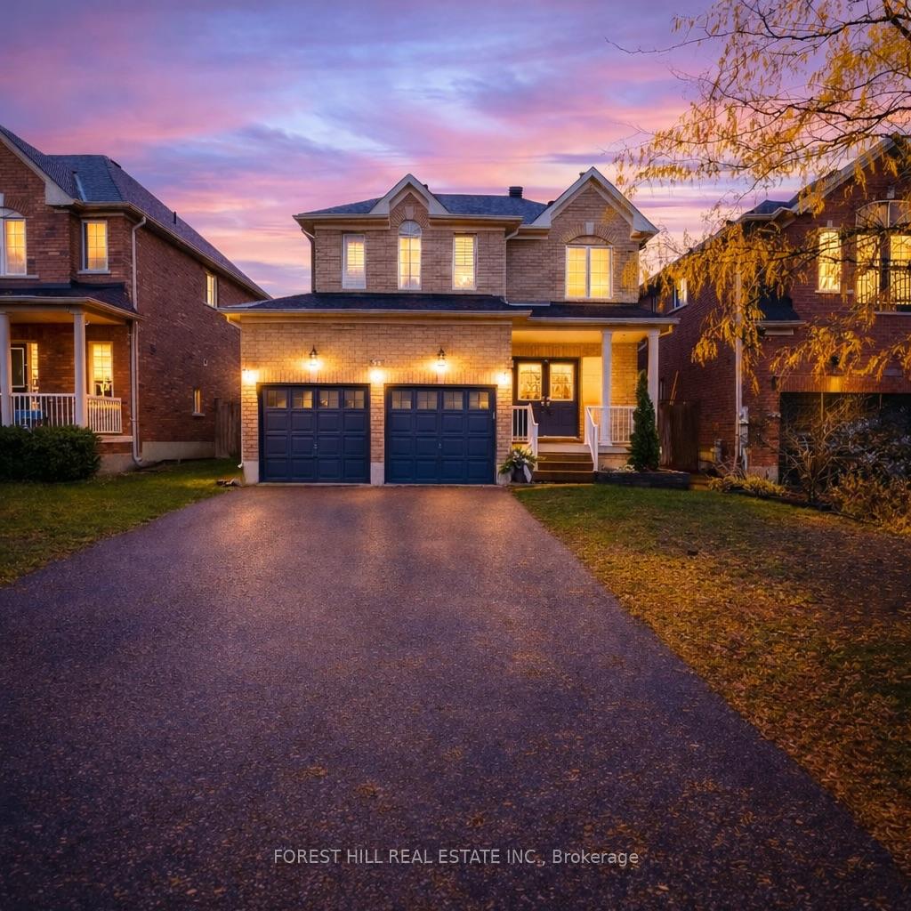 31 Connaught Lane, Barrie, ON L4M 0A6
