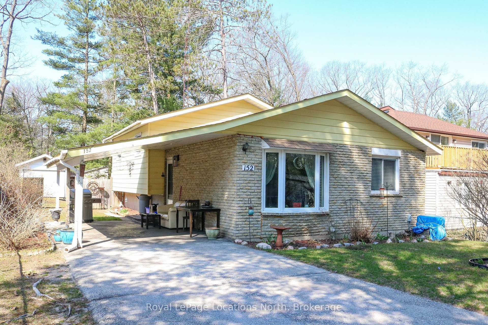 152 Melrose Avenue, Wasaga Beach, ON L9Z 2T1