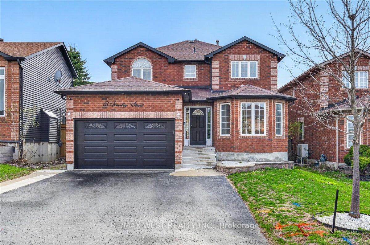 51 Stanley Street, Barrie, ON L4M 6V3