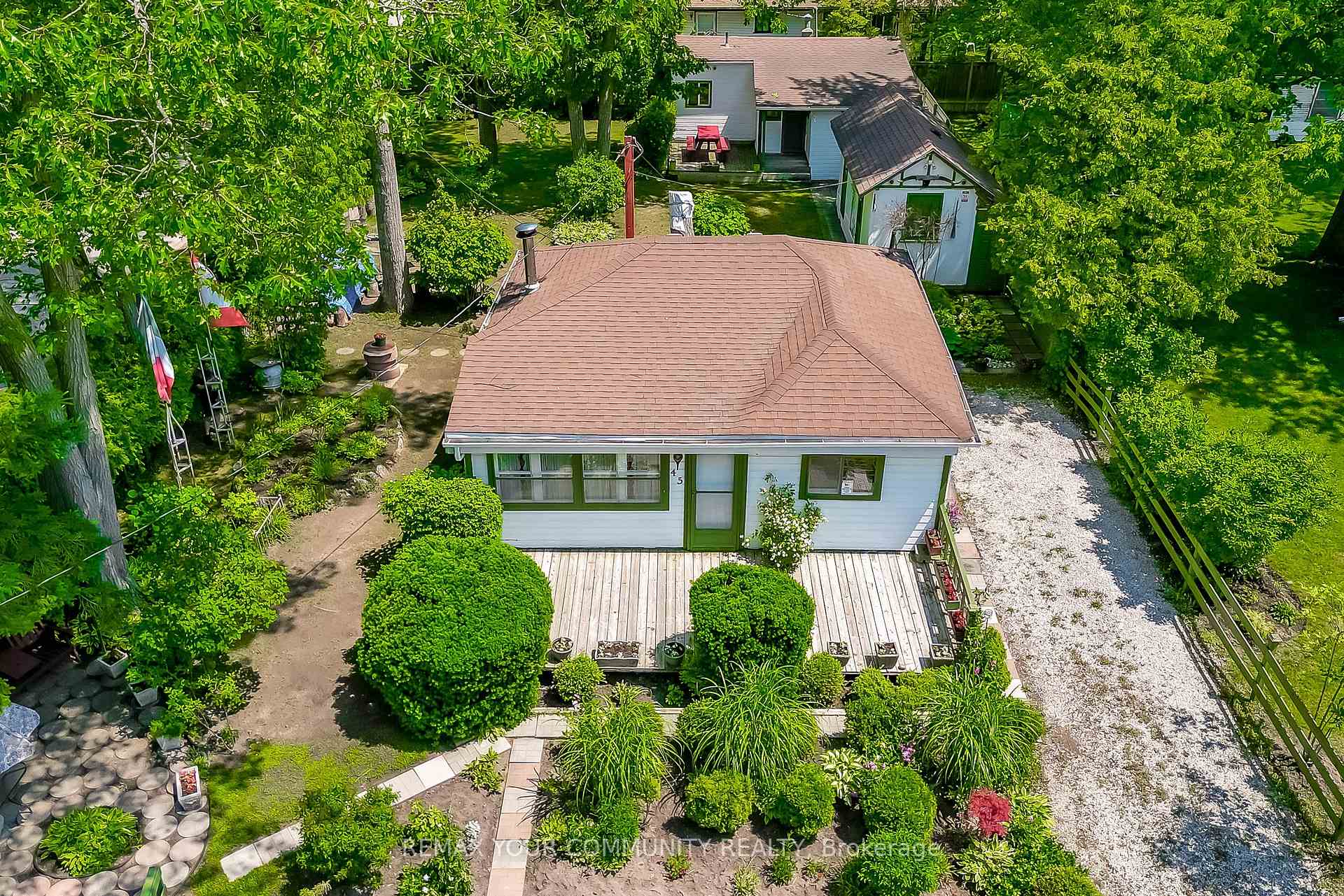 45 30TH Street, Wasaga Beach, ON L9Z 2C8