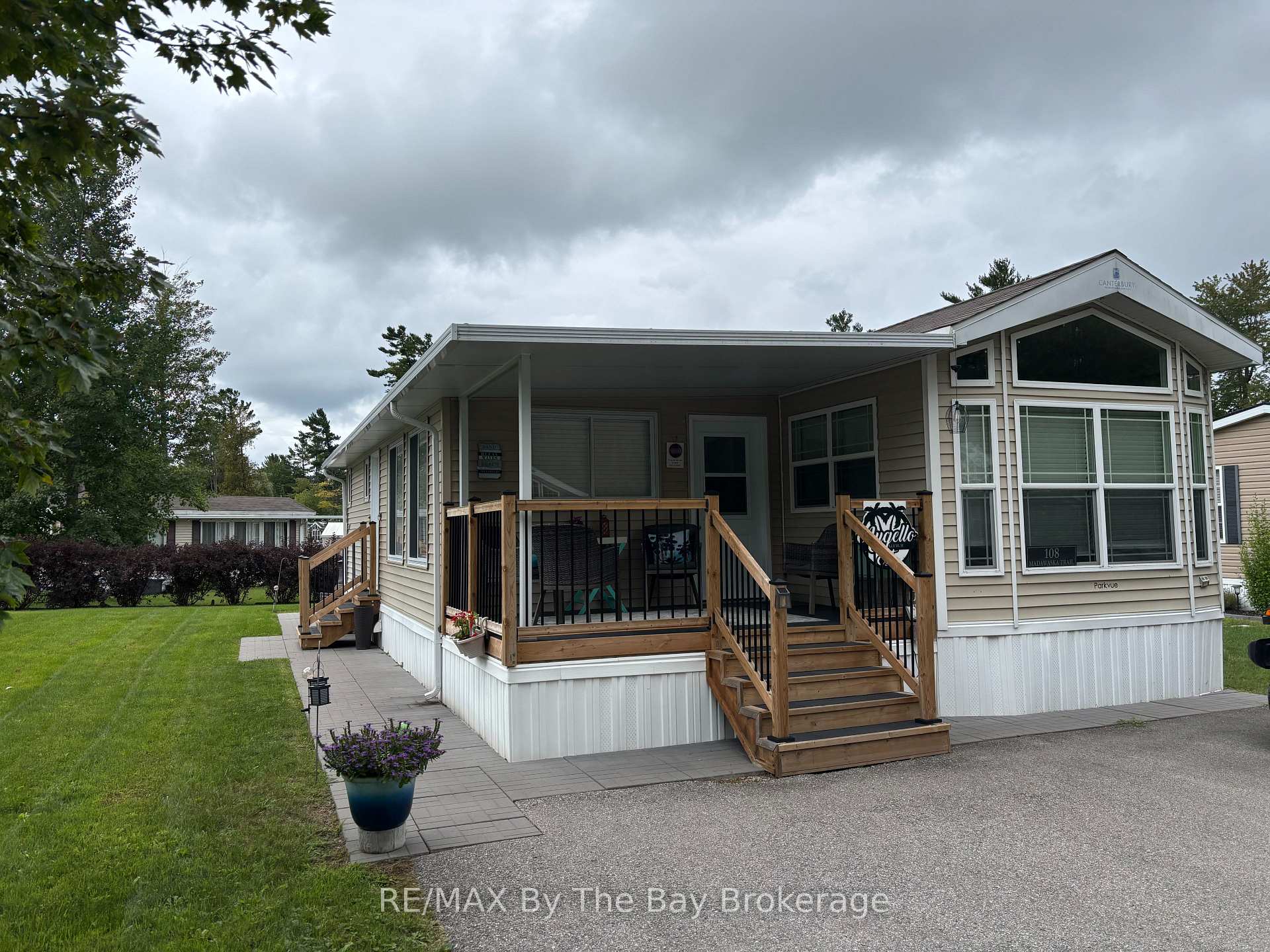 108 Madawaska Trail, Wasaga Beach, ON L9Z 1X7