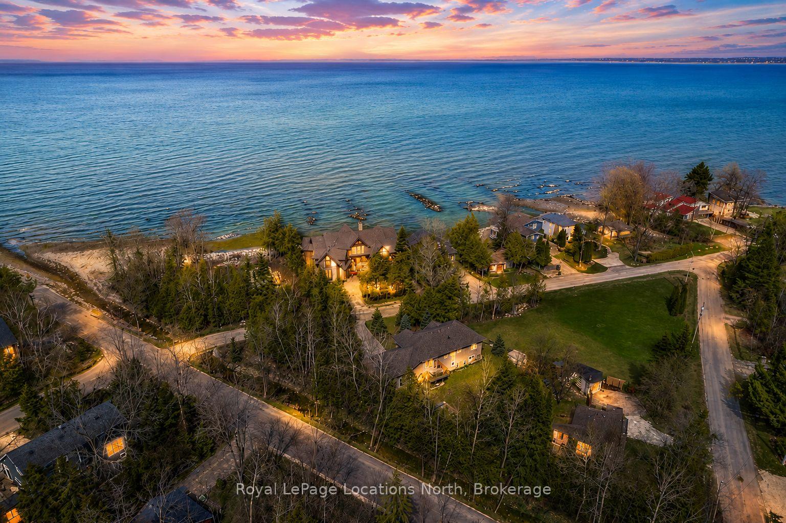 45 William Avenue, Wasaga Beach, ON L9Z 2X3