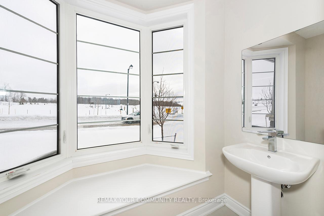 115 Bearberry Rd Road, Springwater, ON L9X 2C9