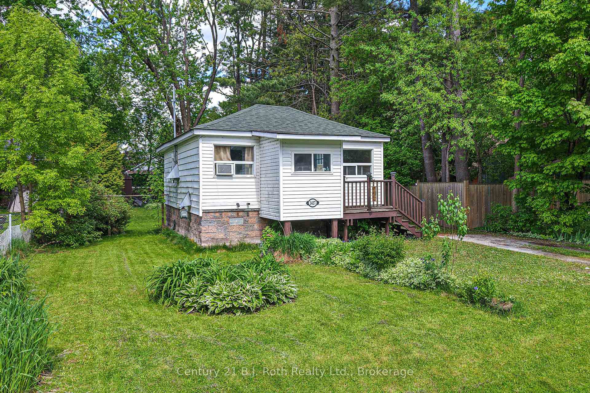 3427 Coronation Avenue, Severn, ON L0K 1G0