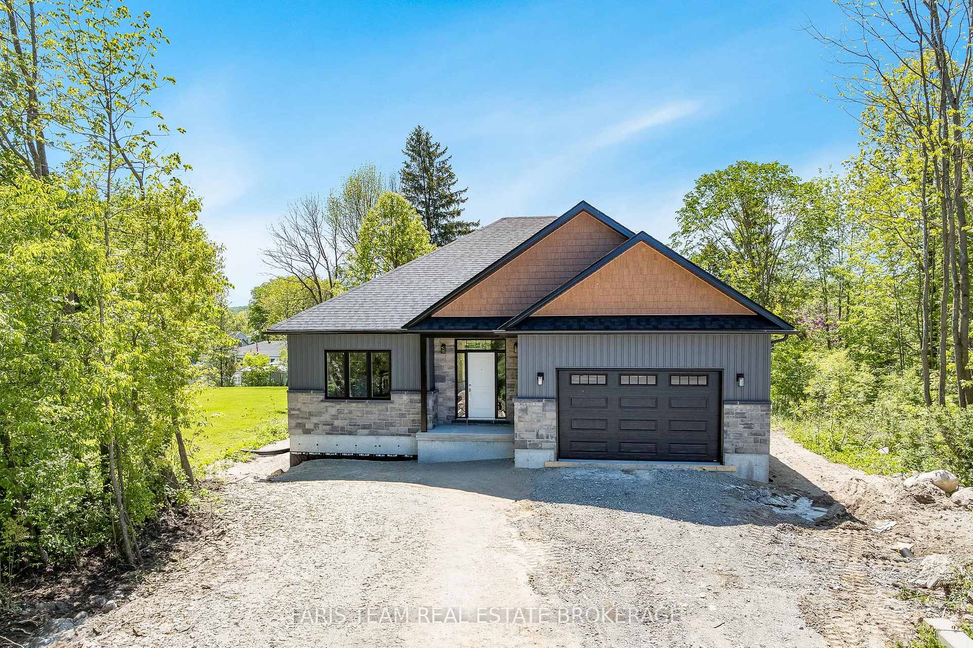 45 Sheppard Street, Severn, ON L0K 1E0