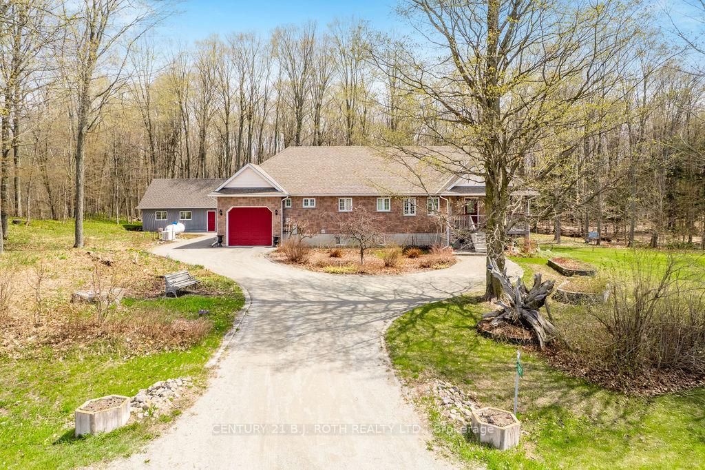 1187 French Road, Tay, ON L4R 4K3