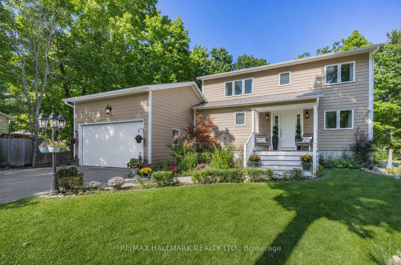 10 Musquake Court, Tiny, ON L9M 1R2