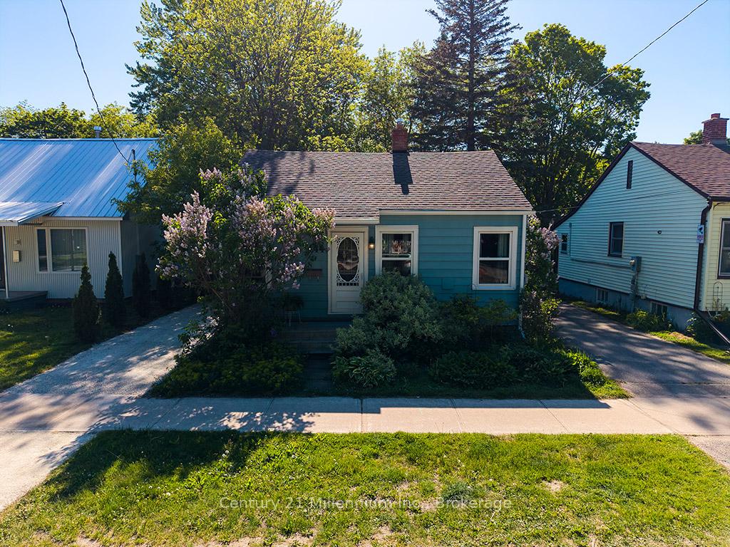444 Maple Street, Collingwood, ON L9Y 2R9