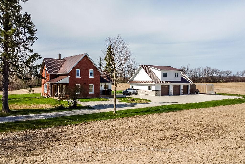 1153 Glengarry Landing Road S, Springwater, ON L9X 1E1