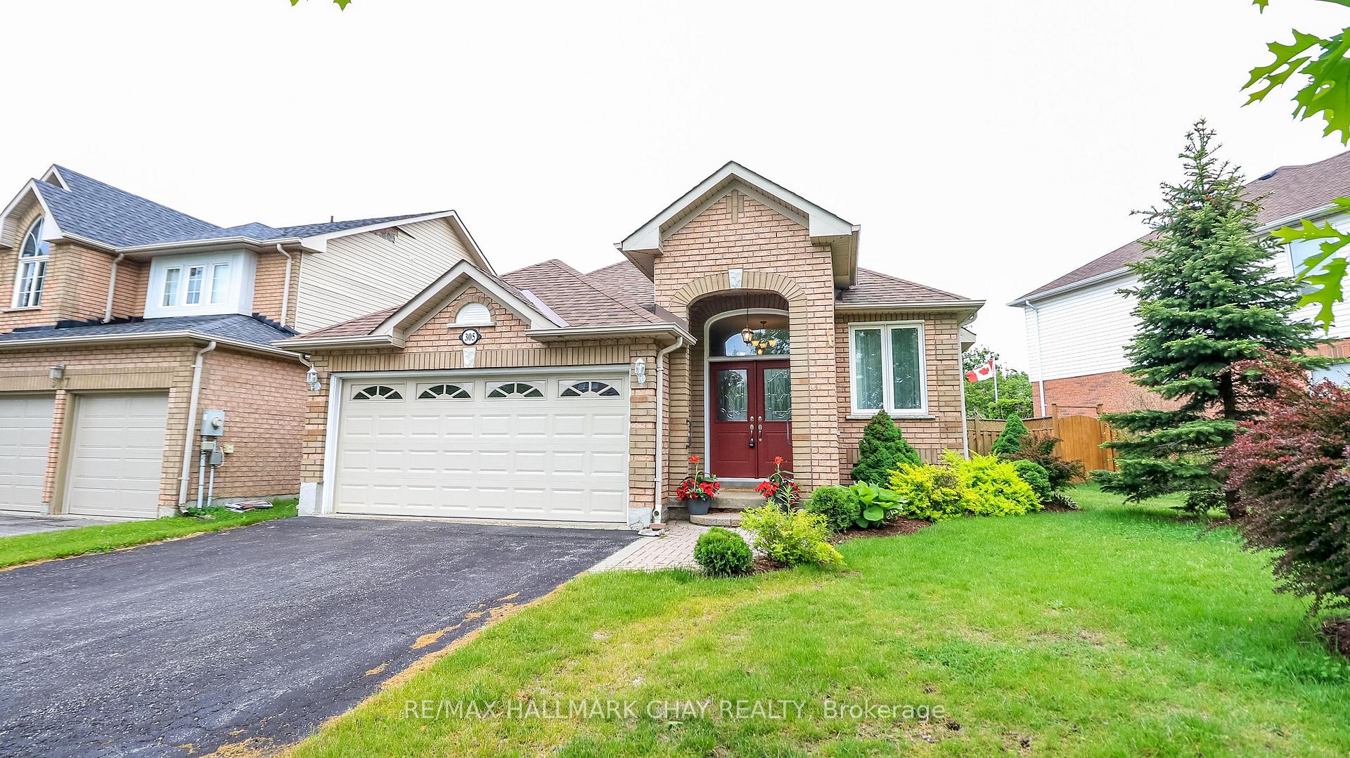 305 Stanley Street, Barrie, ON L4M 6X6