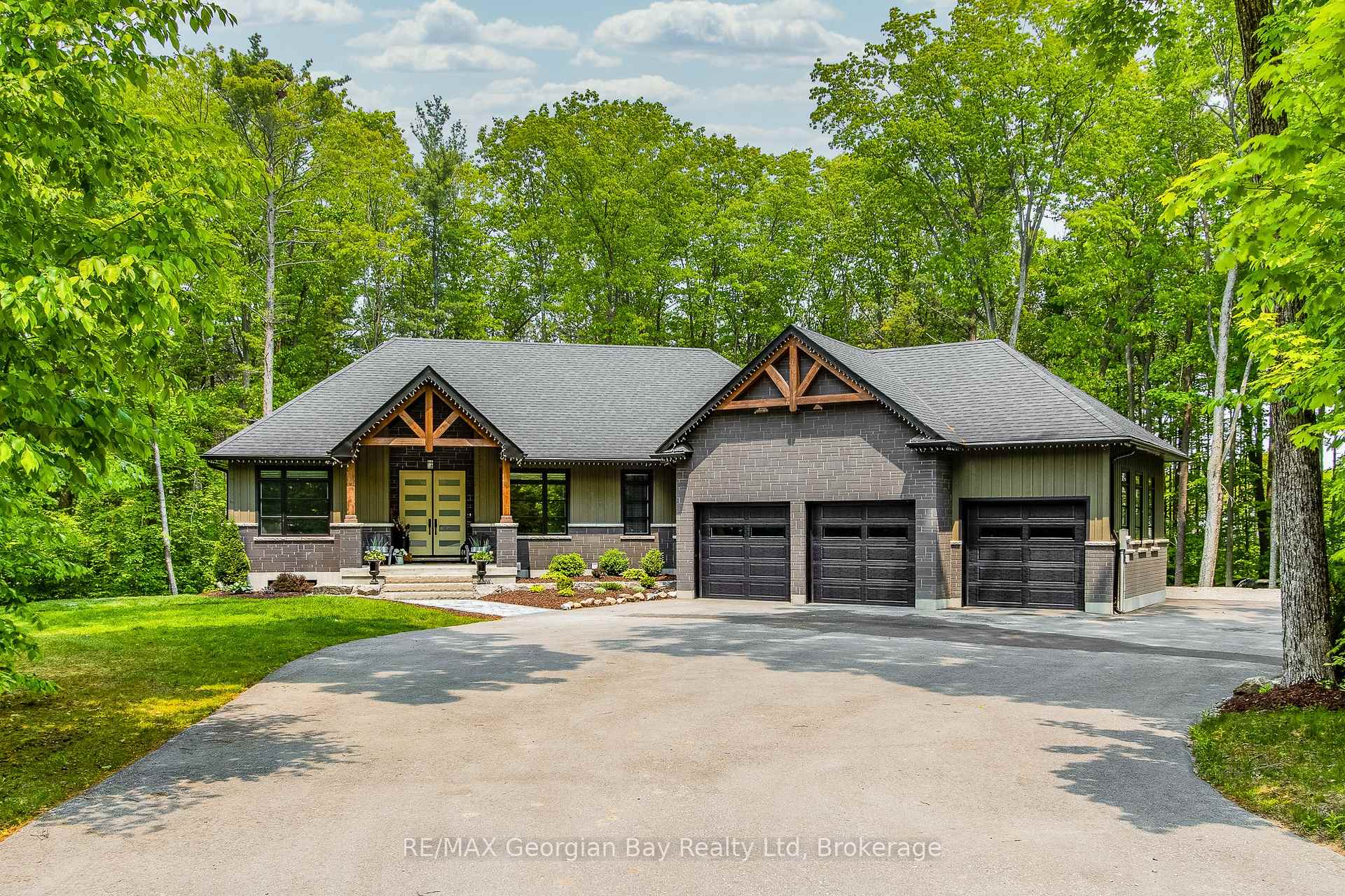 50 Windermere Circle, Tay, ON L4R 0C3