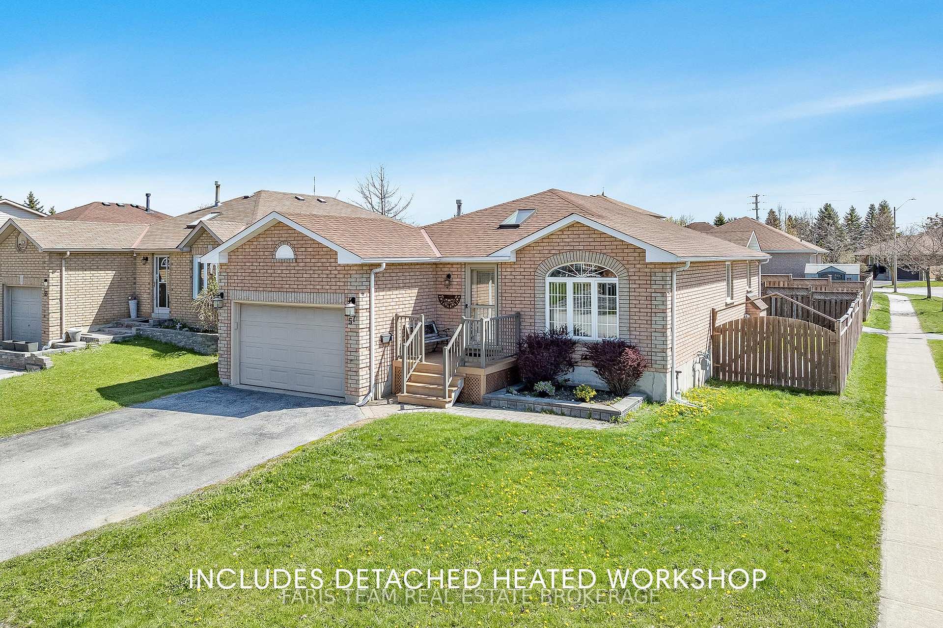 57 Wessenger Drive, Barrie, ON L4N 8P8