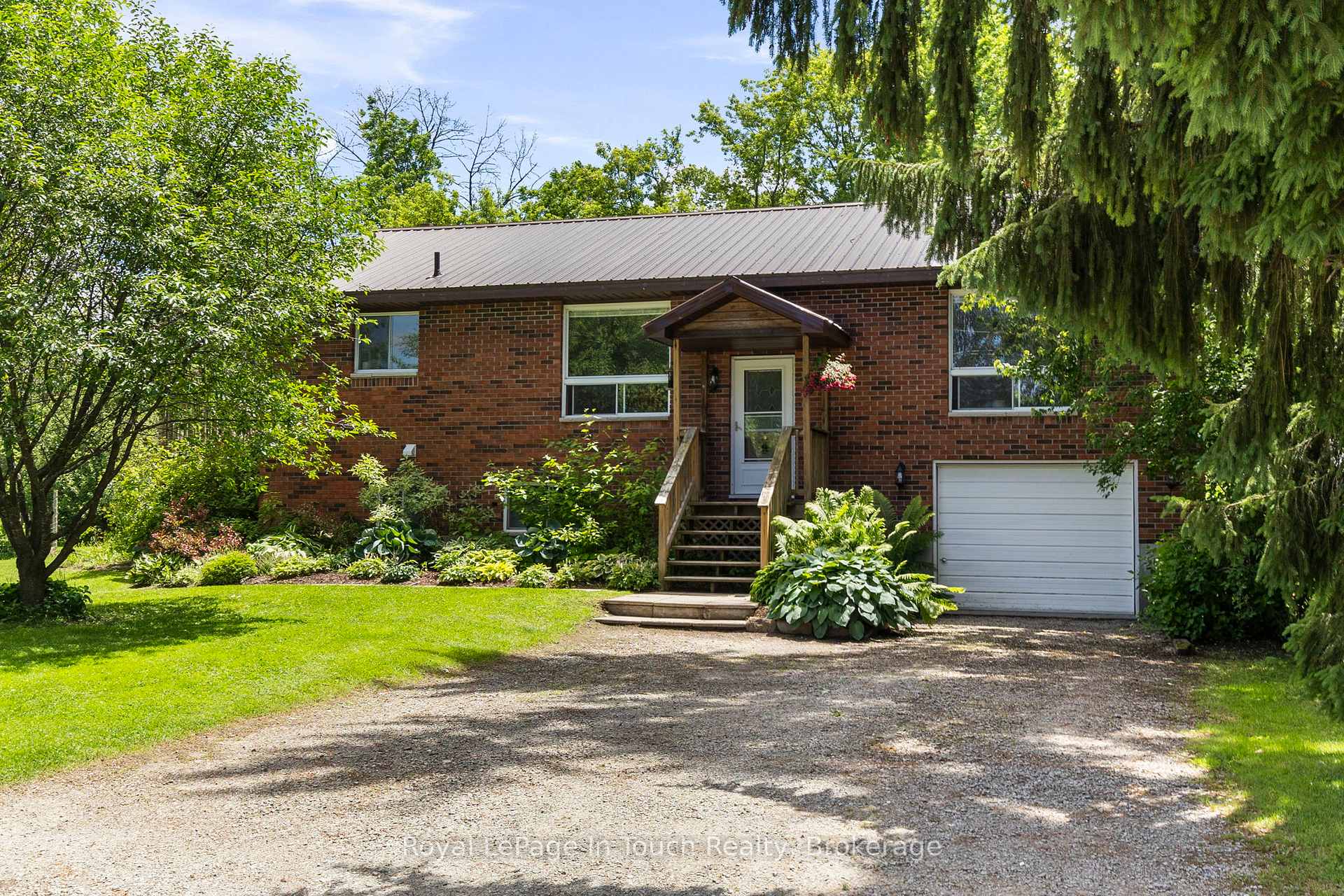 3 Lynch Street, Severn, ON L0K 1E0