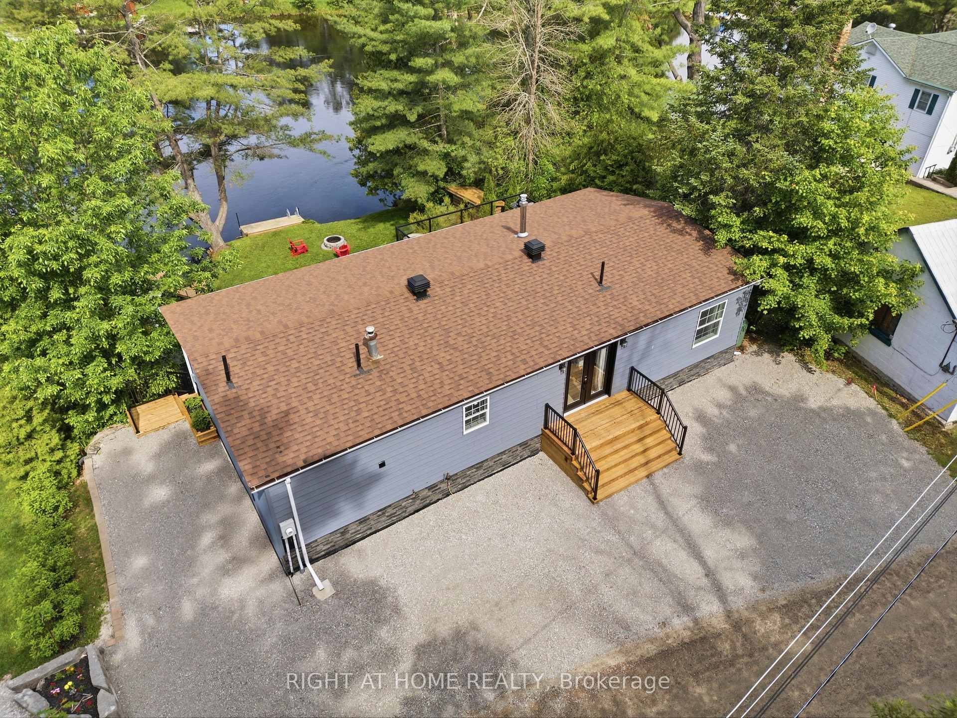 8168 Laidlaw Avenue, Ramara, ON L0K 2B0