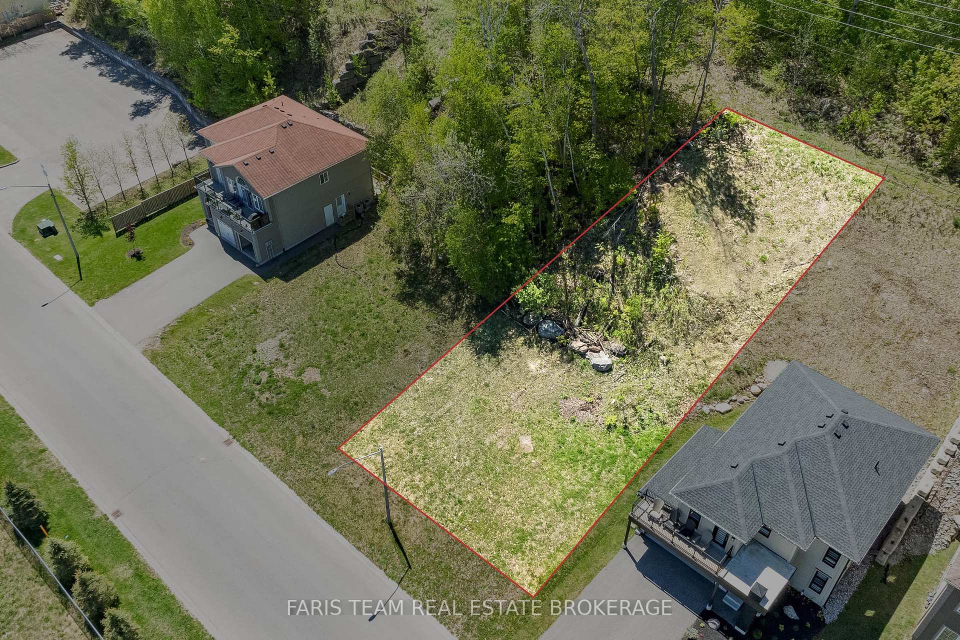 722 Aberdeen Boulevard, Midland, ON L4R 5P1