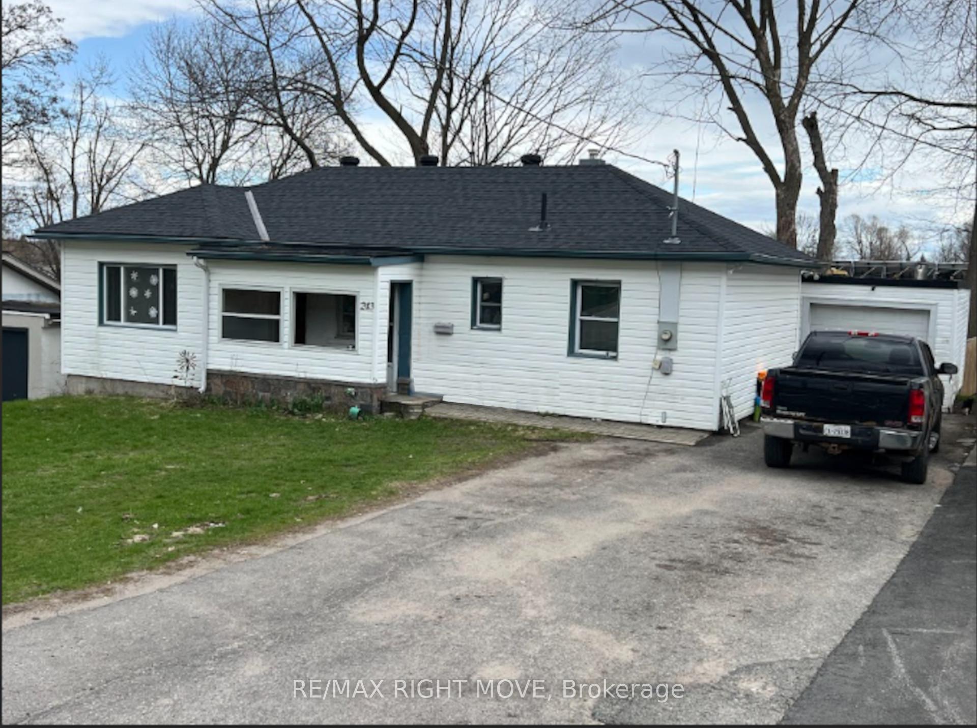 243 Mckinnell Street, Orillia, ON L3V 2W5