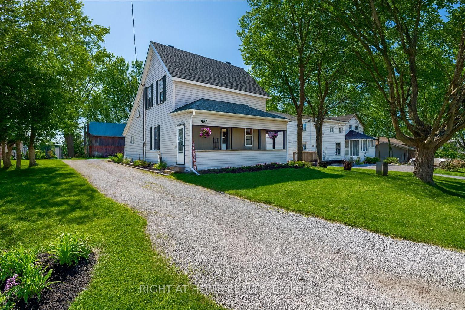 467 High Street, Orillia, ON L3V 4X8