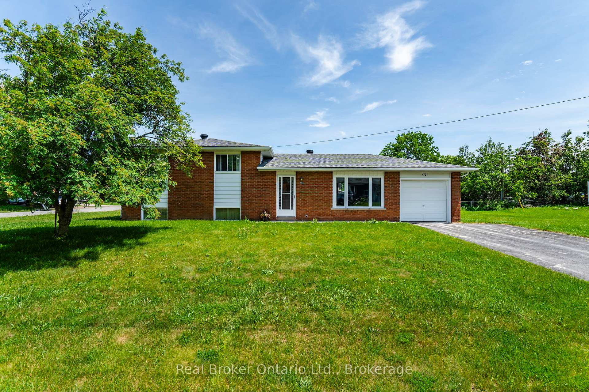 531 Seventh Avenue, Tay, ON L0K 1R0