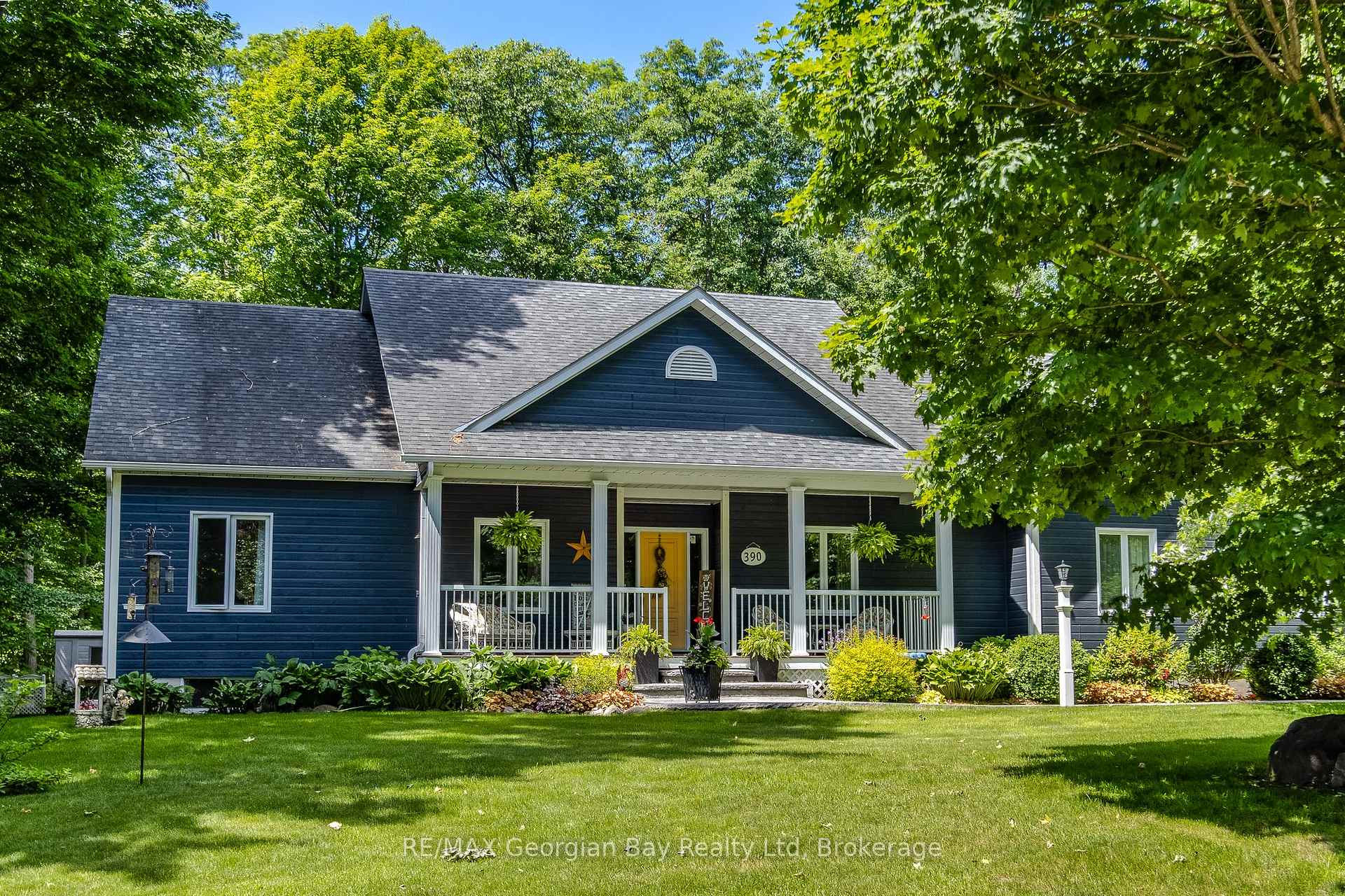 390 Puddicombe Road, Midland, ON L4R 5G7