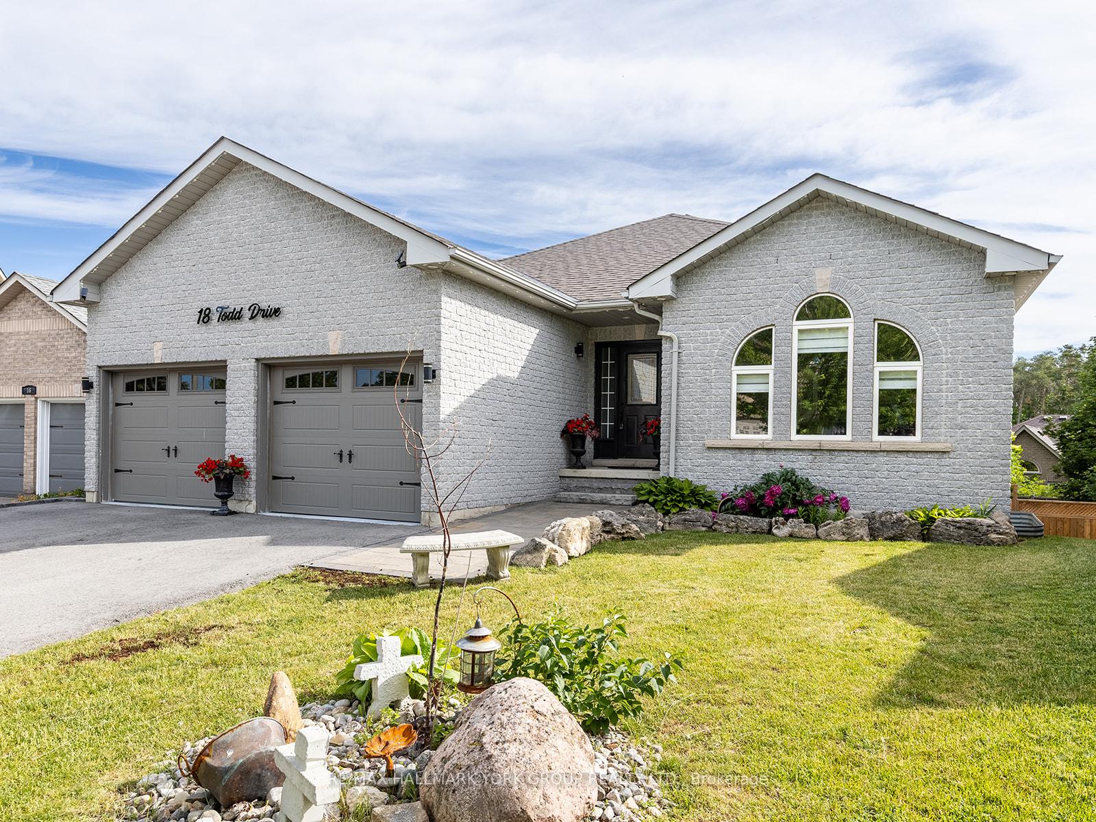 18 Todd Drive, Barrie, ON L4N 9K6