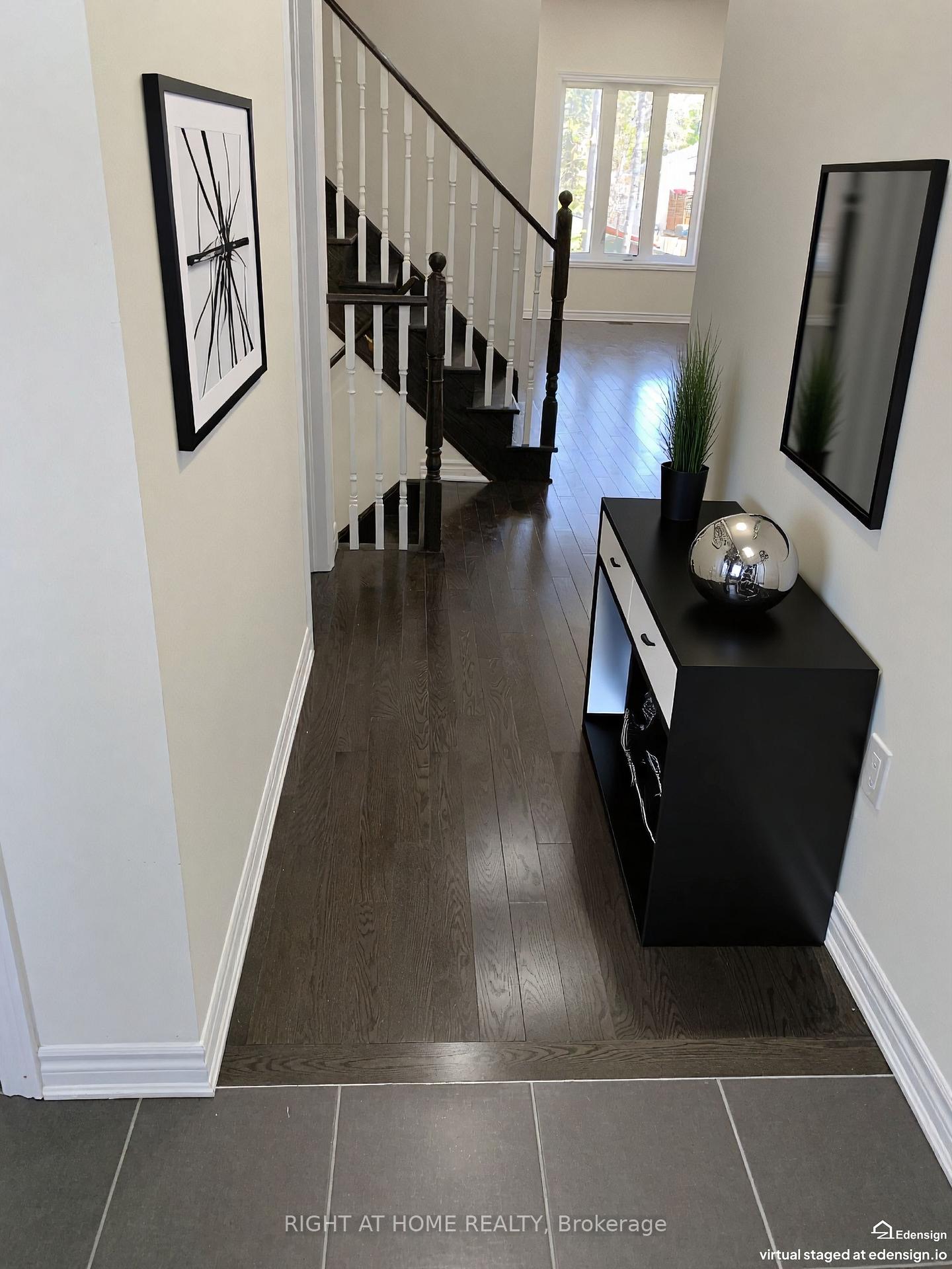 39 Farwell Avenue, Wasaga Beach, ON L9Z 0H3