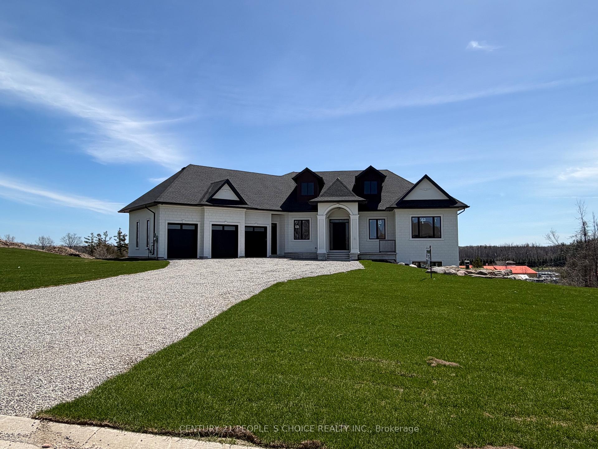 11 Caldwell Drive, Oro-Medonte, ON L0L 2L0