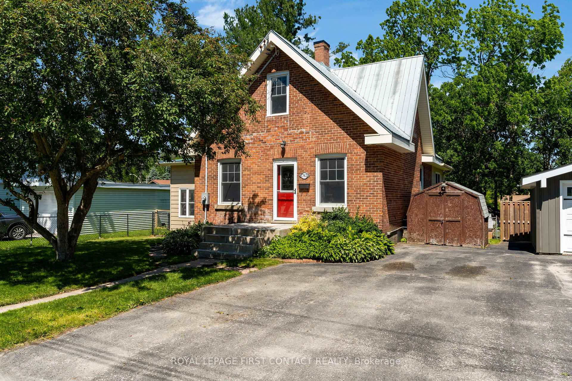 762 Dominion Avenue, Midland, ON L4R 1S3