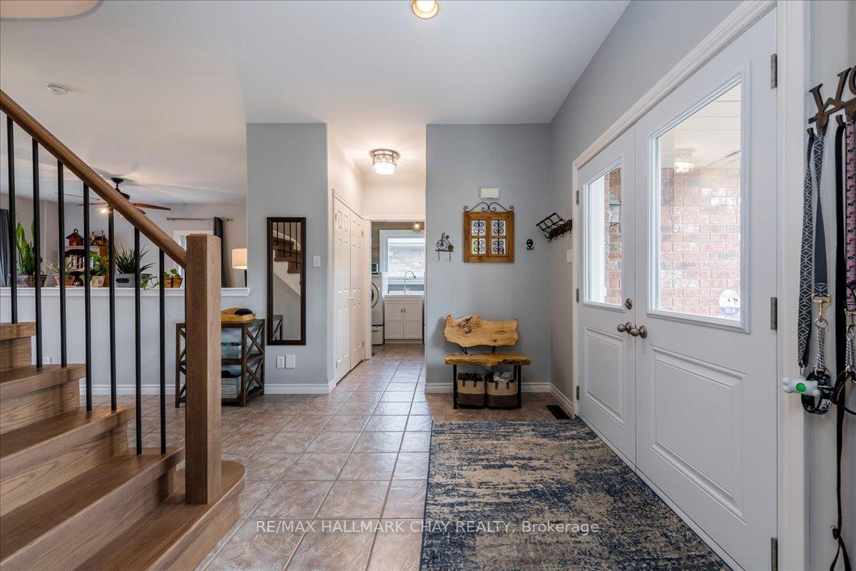 85 Miller Drive, Barrie, ON L4N 9X2