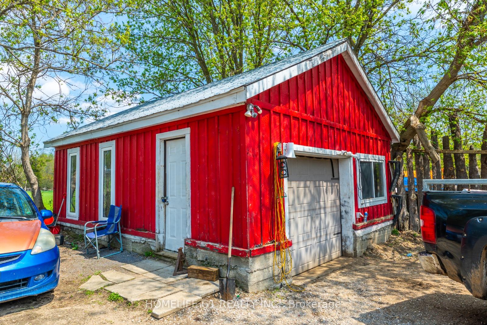 4357 Penetanguishene Road, Springwater, ON L0L 1V0