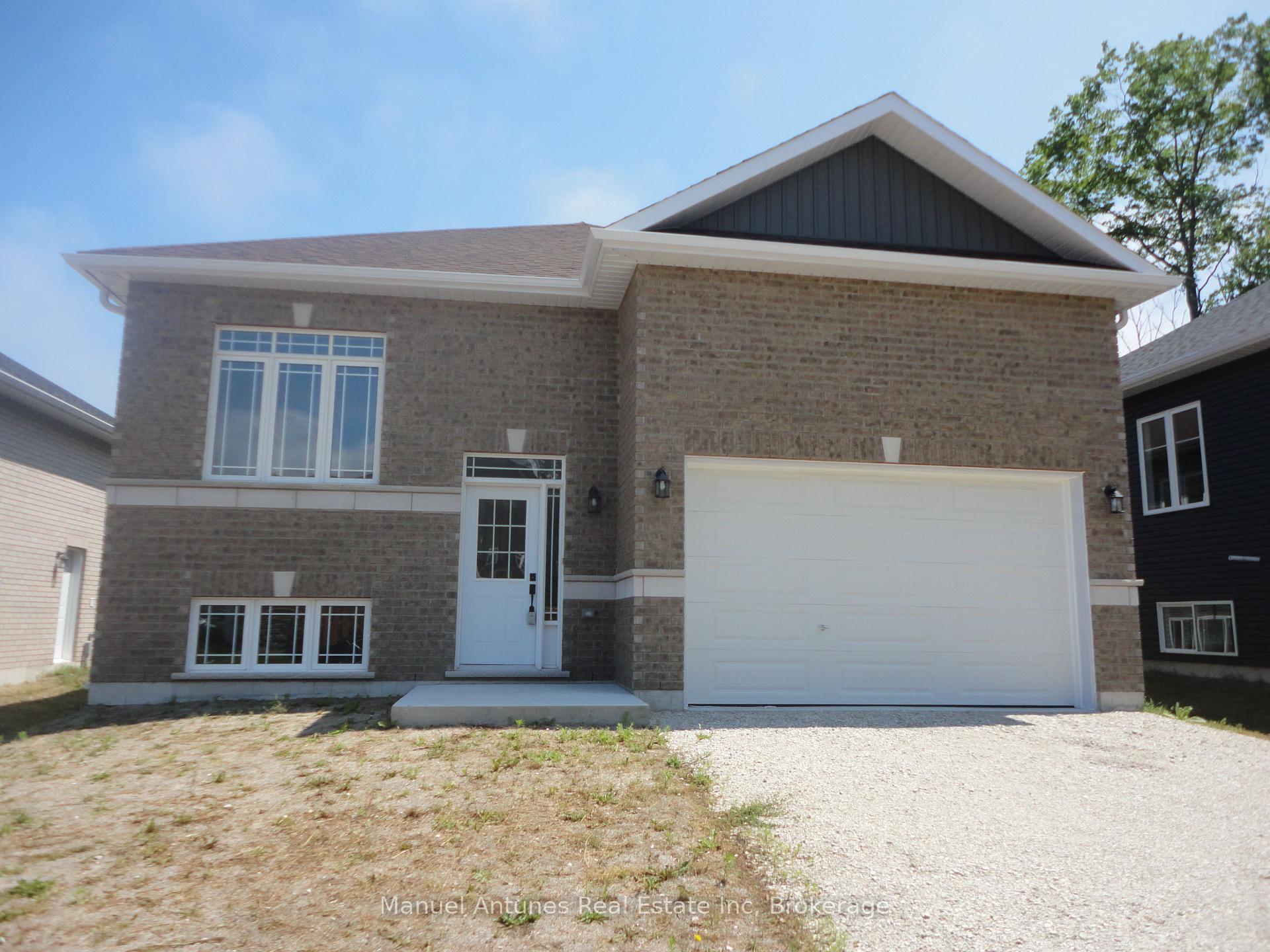 4 Joanne Crescent, Wasaga Beach, ON L9Z 0S2