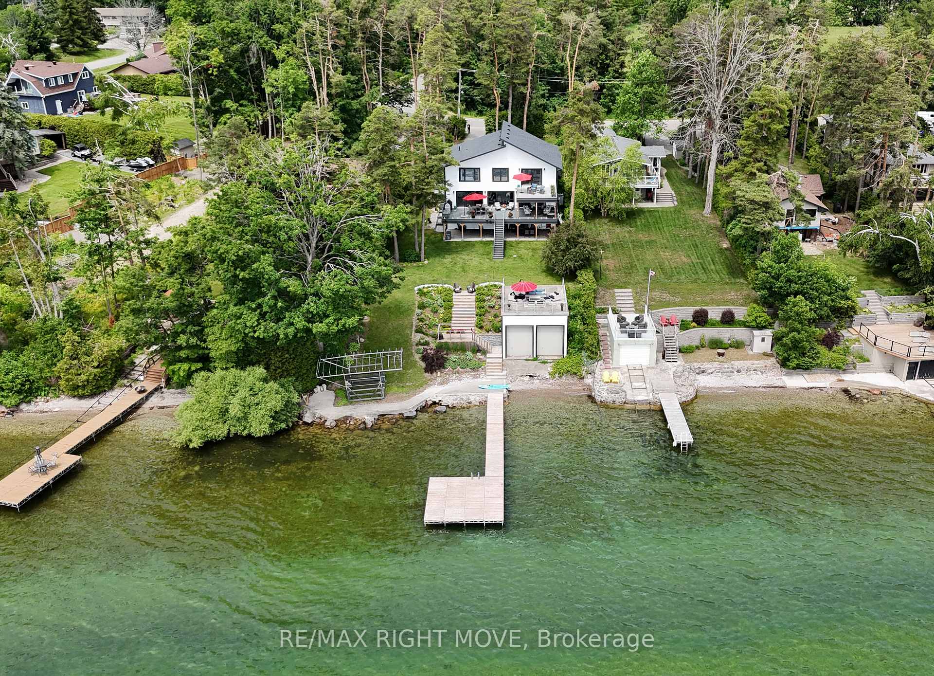 1189 Woodland Drive, Oro-Medonte, ON L3V 0R8