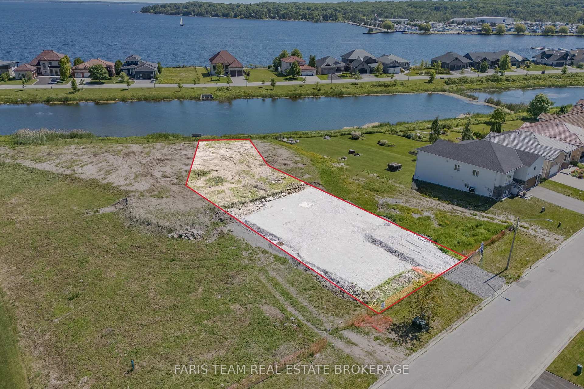 601 Taylor Drive, Midland, ON L4R 5L9