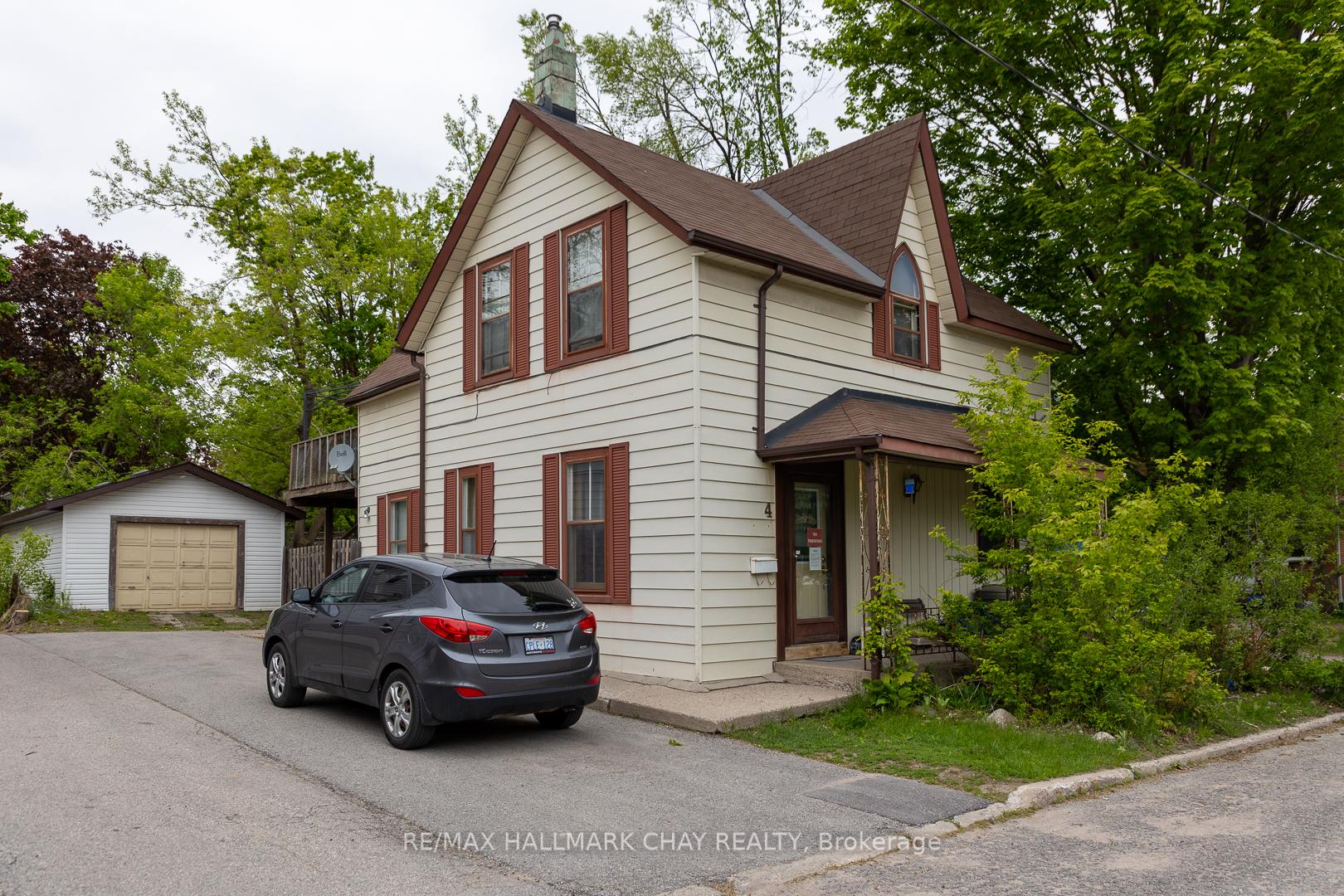 4 East Street, Barrie, ON L4M 2N4