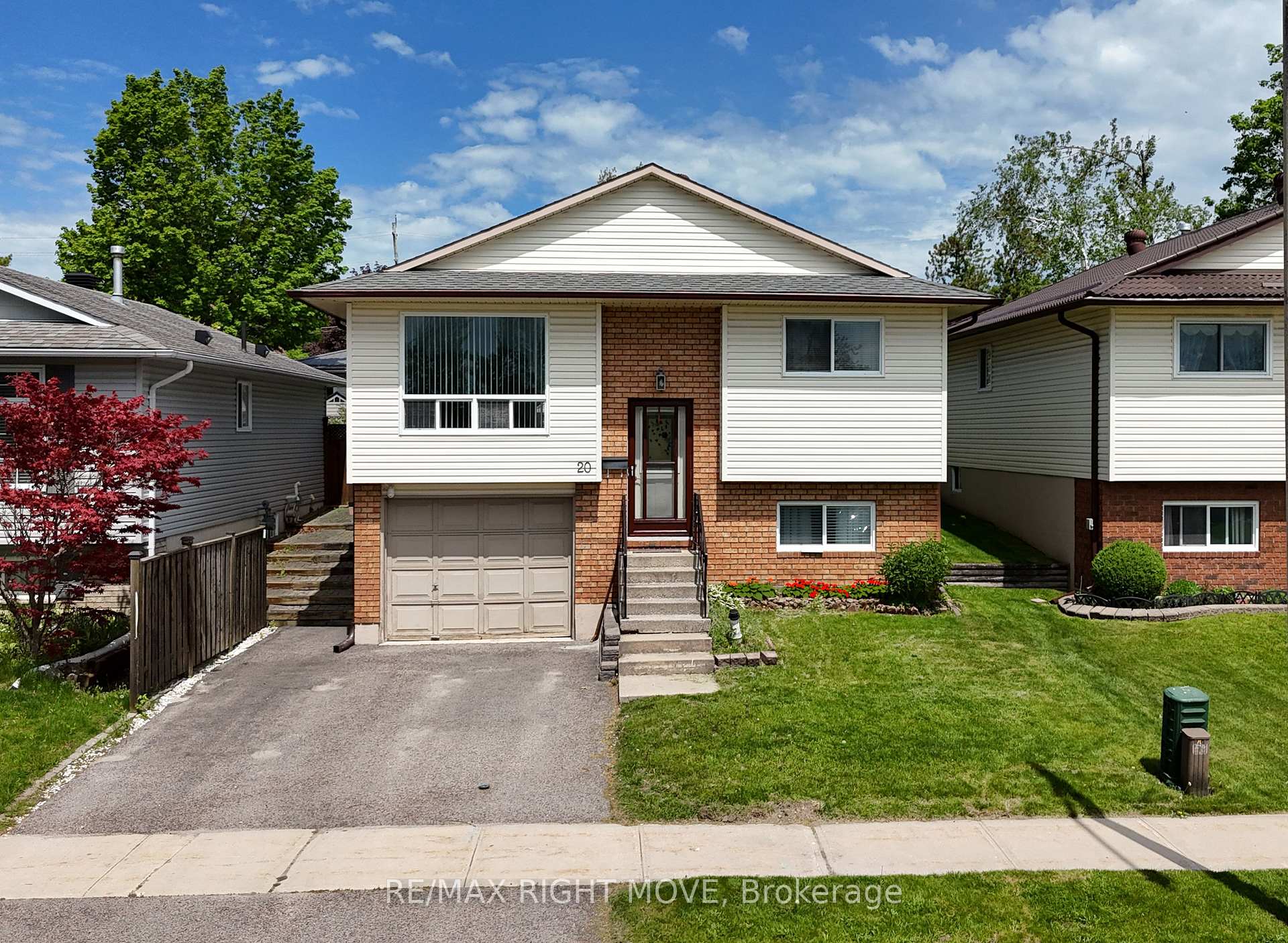 20 CHRISTINE Place, Orillia, ON L3V 7P1