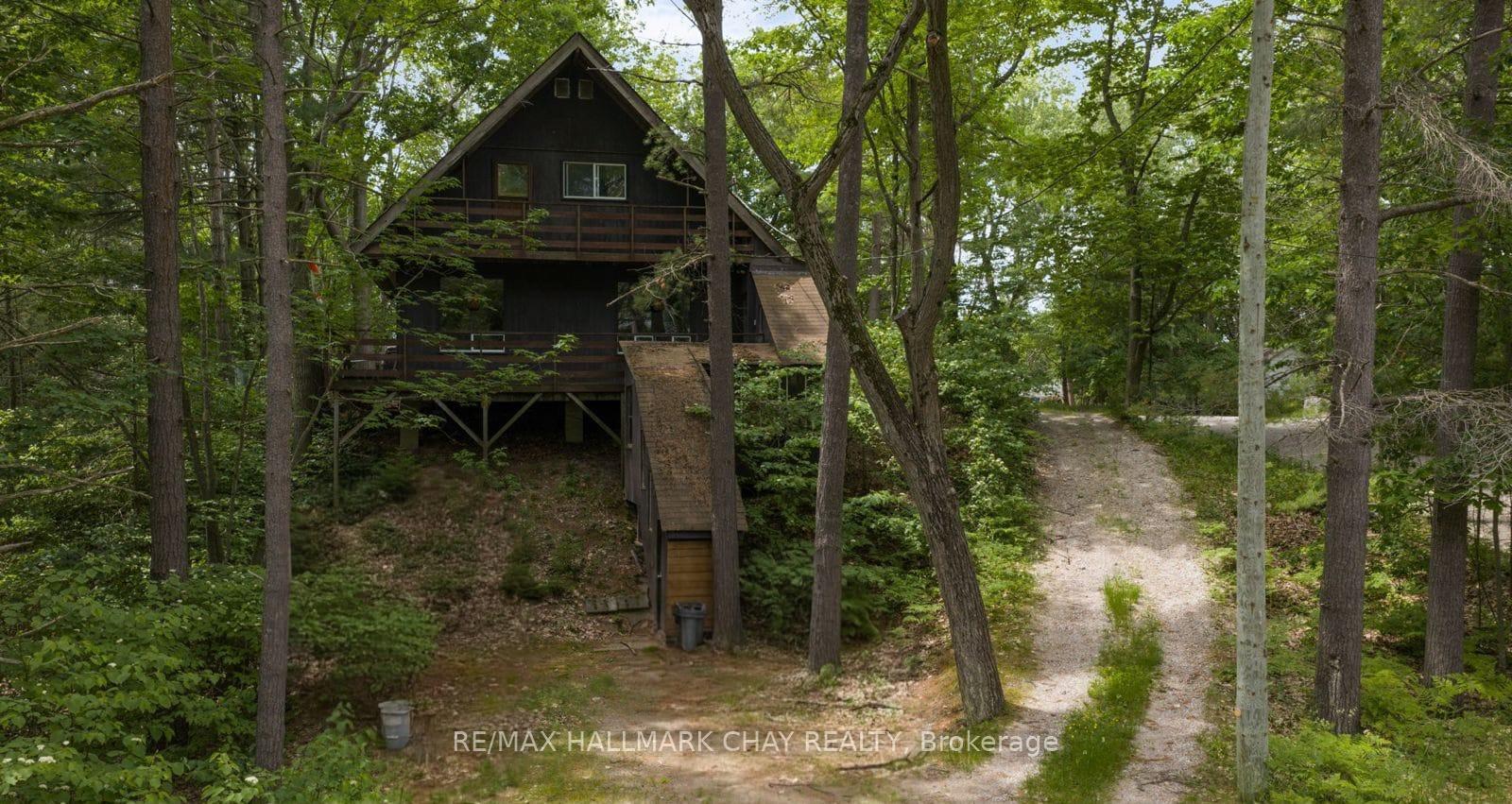 132 Park Road, Tiny, ON L0L 1P0