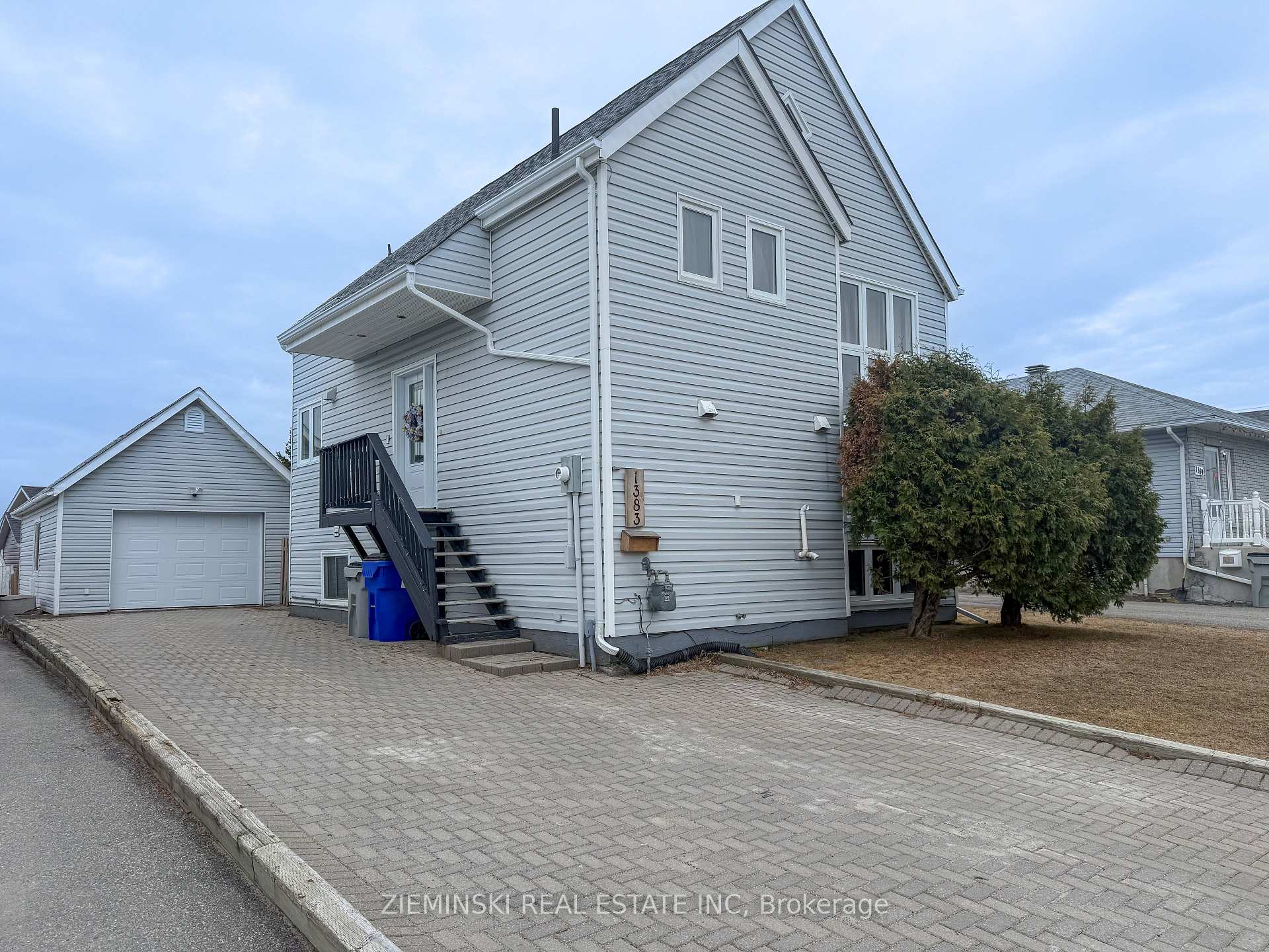 1383 Park Avenue, Timmins, ON P4R 1M1