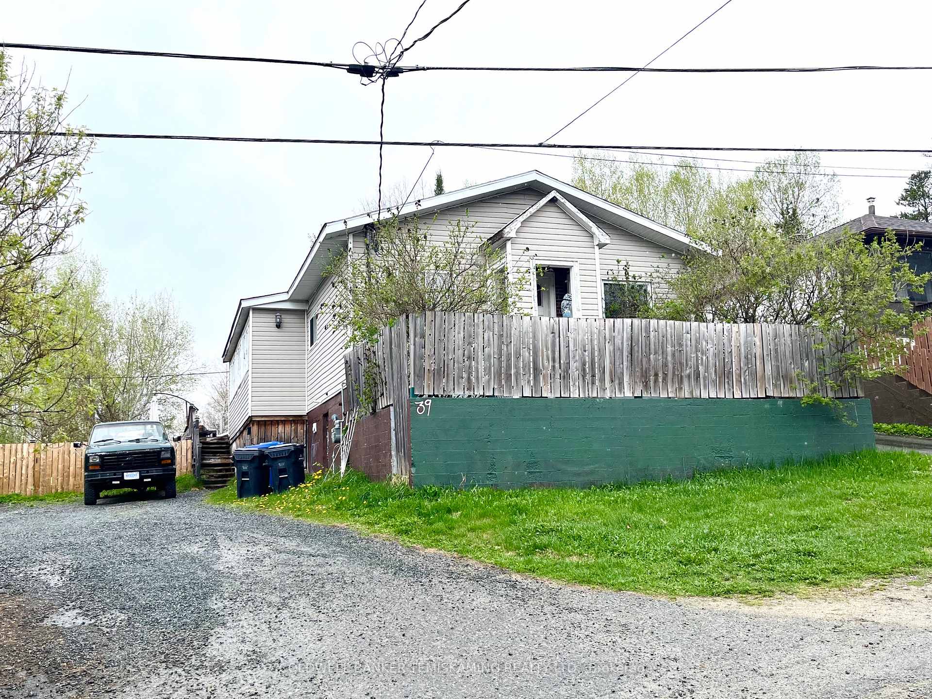 39 Comfort Street, Kirkland Lake, ON P2N 3B1