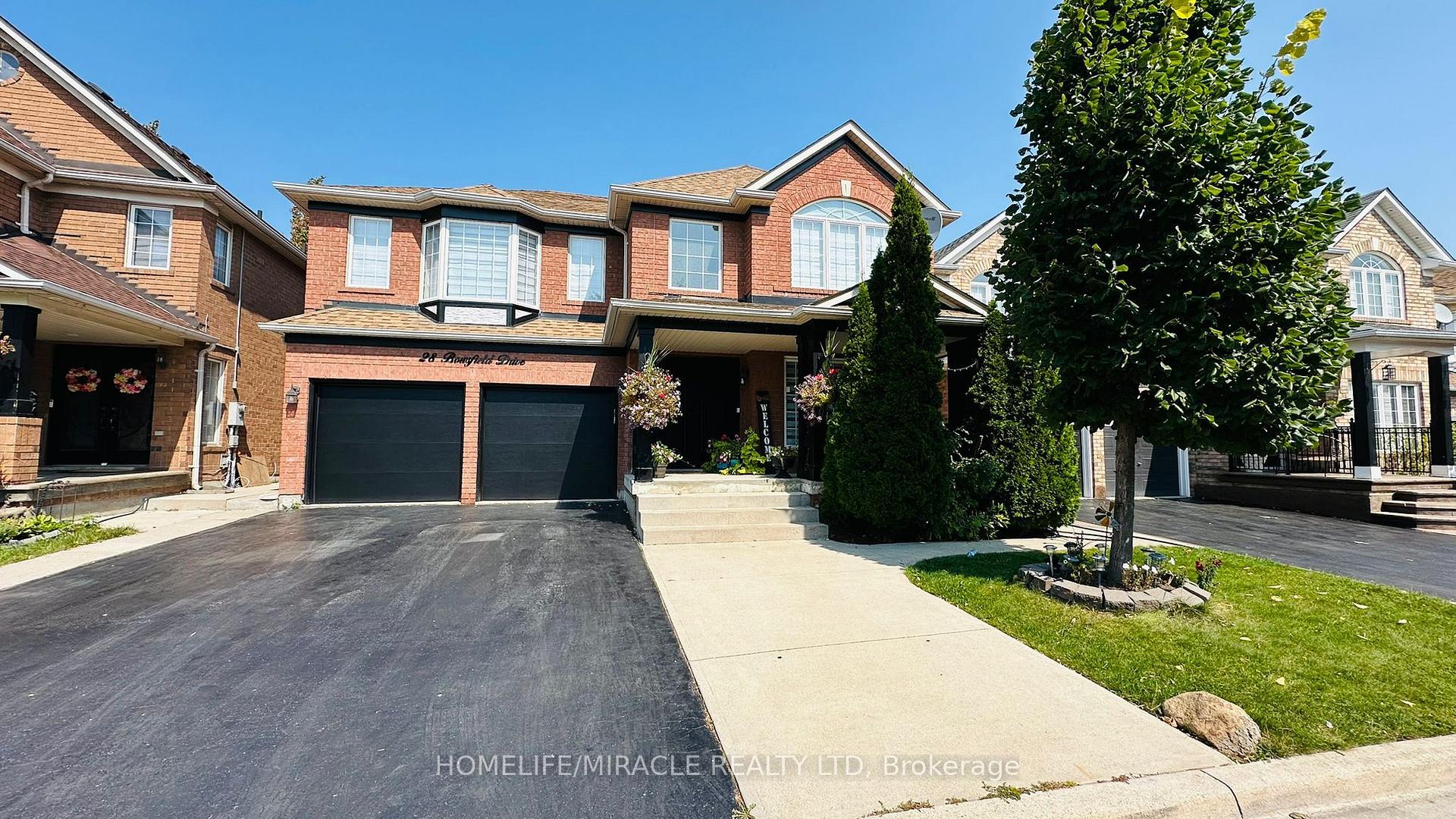 28 Bowsfield Drive, Brampton, ON L6P 1A6