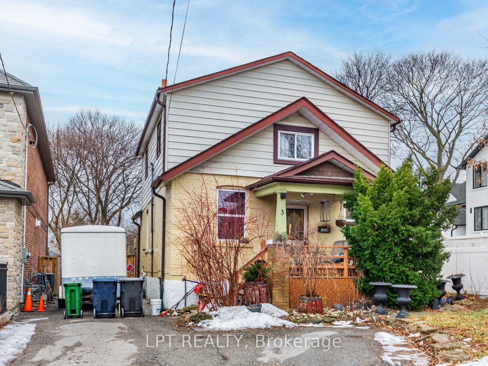 3 Raymore Drive, Toronto, ON M9P 1W6