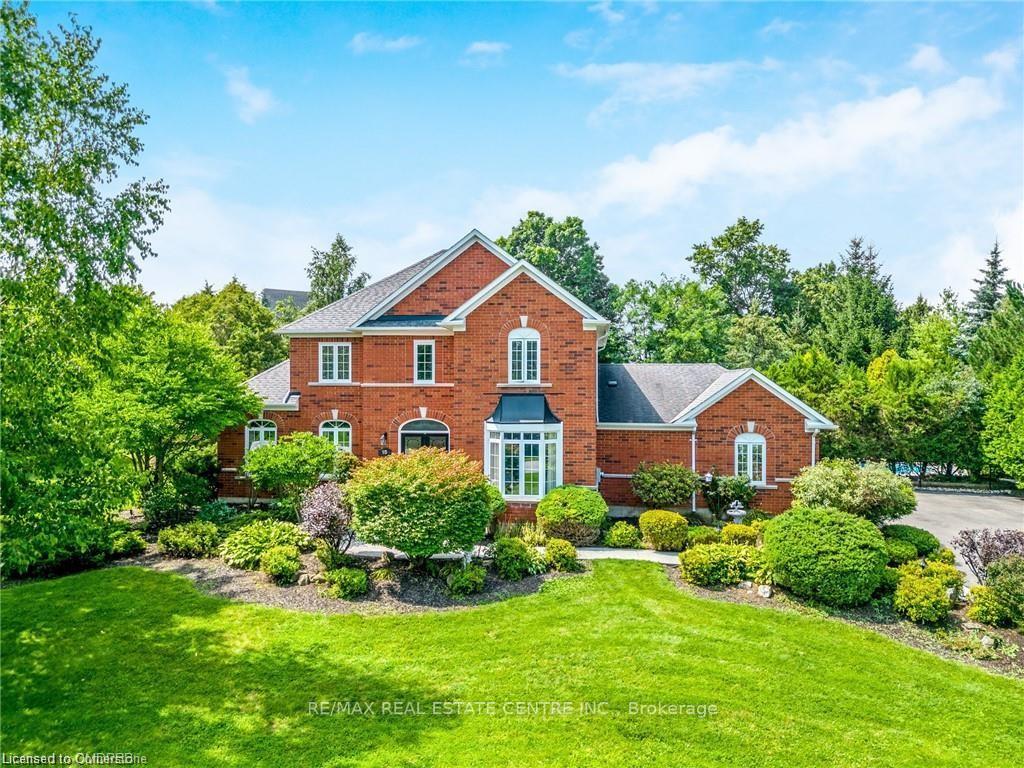15 Trillium Terrace, Halton Hills, ON L7J 2W8