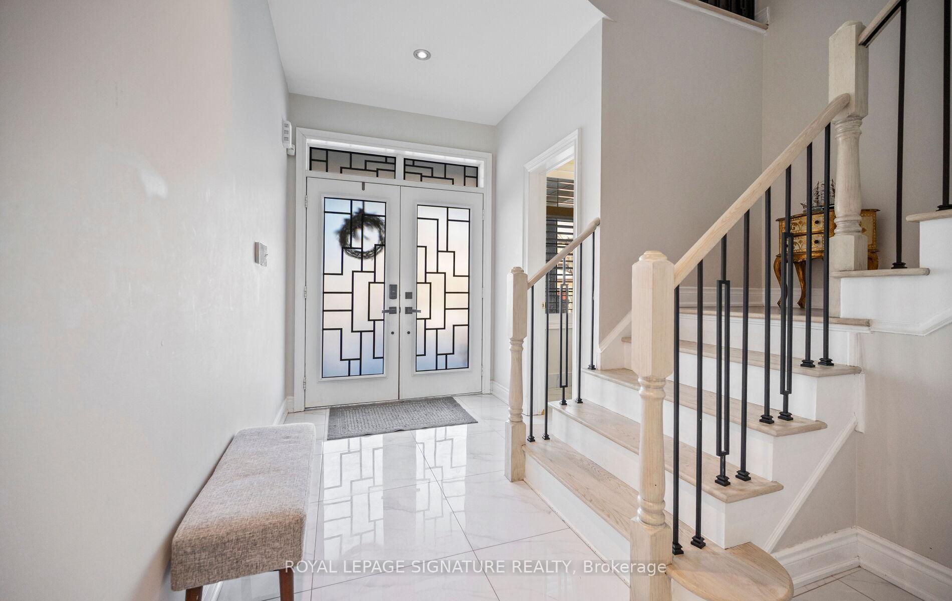 5532 Ethan Drive, Mississauga, ON L5M 0N2