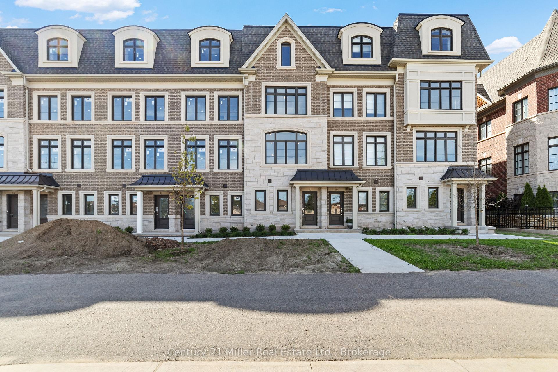 2150 Trafalgar Road 56, Oakville, ON L6H 8A5