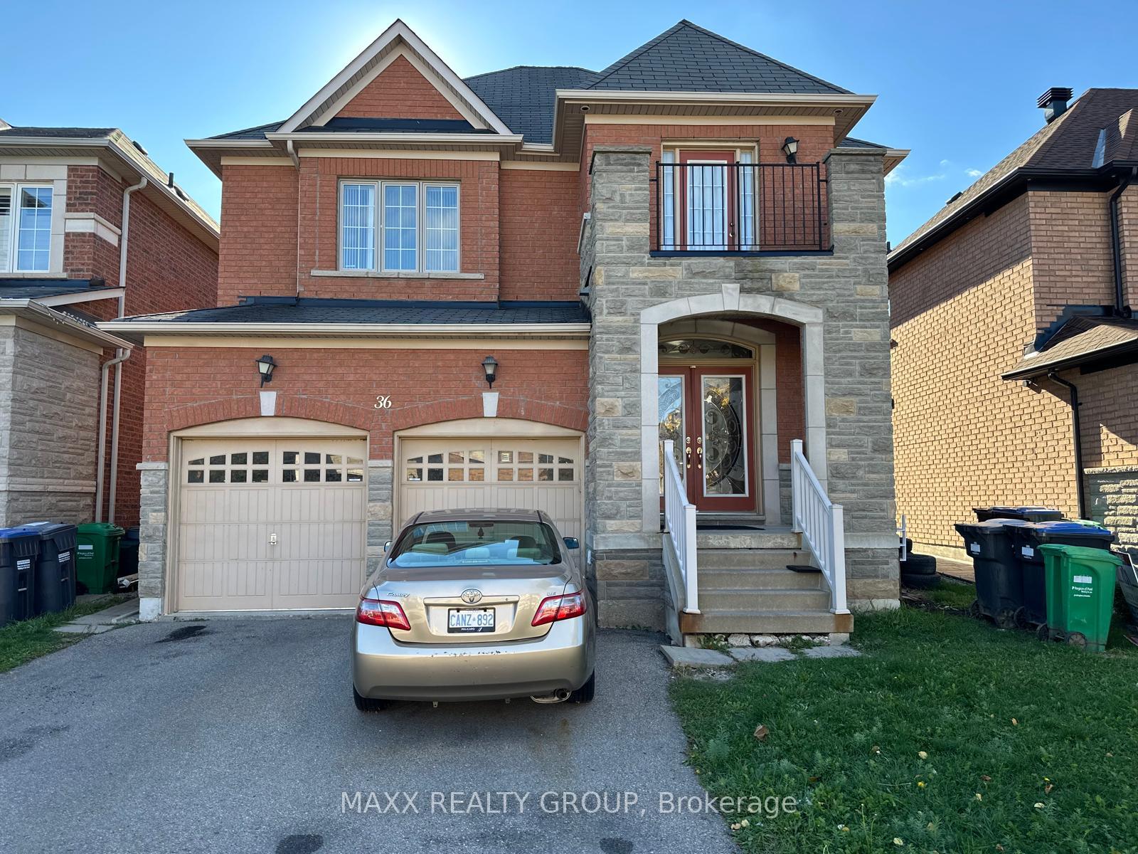 36 Beckenham Road, Brampton, ON L6P 2L7