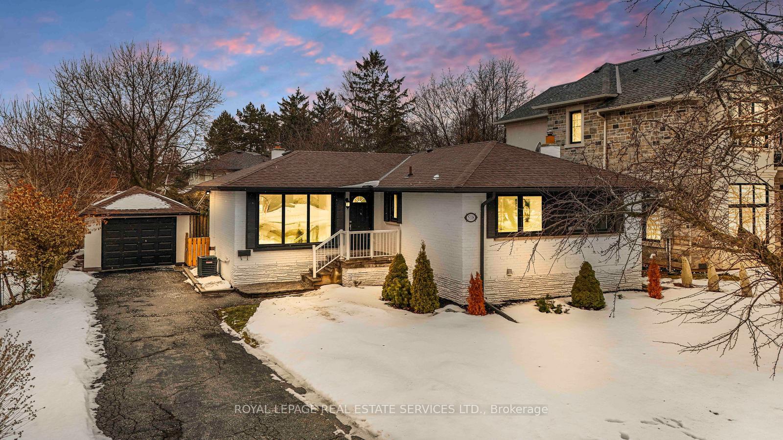 518 Third Line, Oakville, ON L6L 4A7
