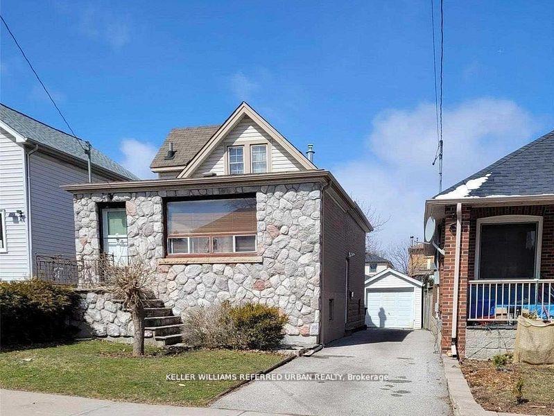 8 Tilden Crescent, Toronto, ON M9P 1V5
