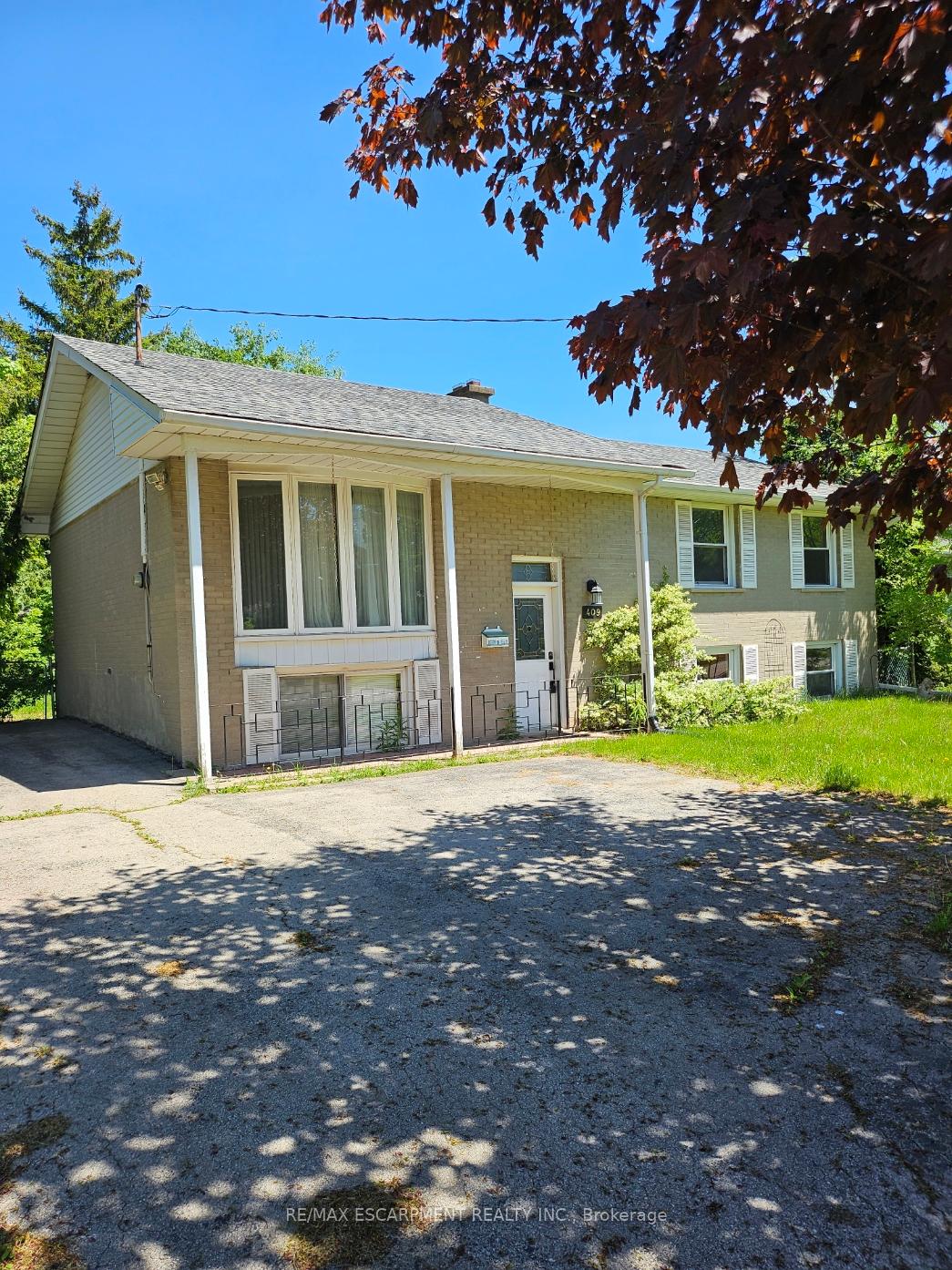 409 Tennyson Drive, Oakville, ON L6L 3Z2