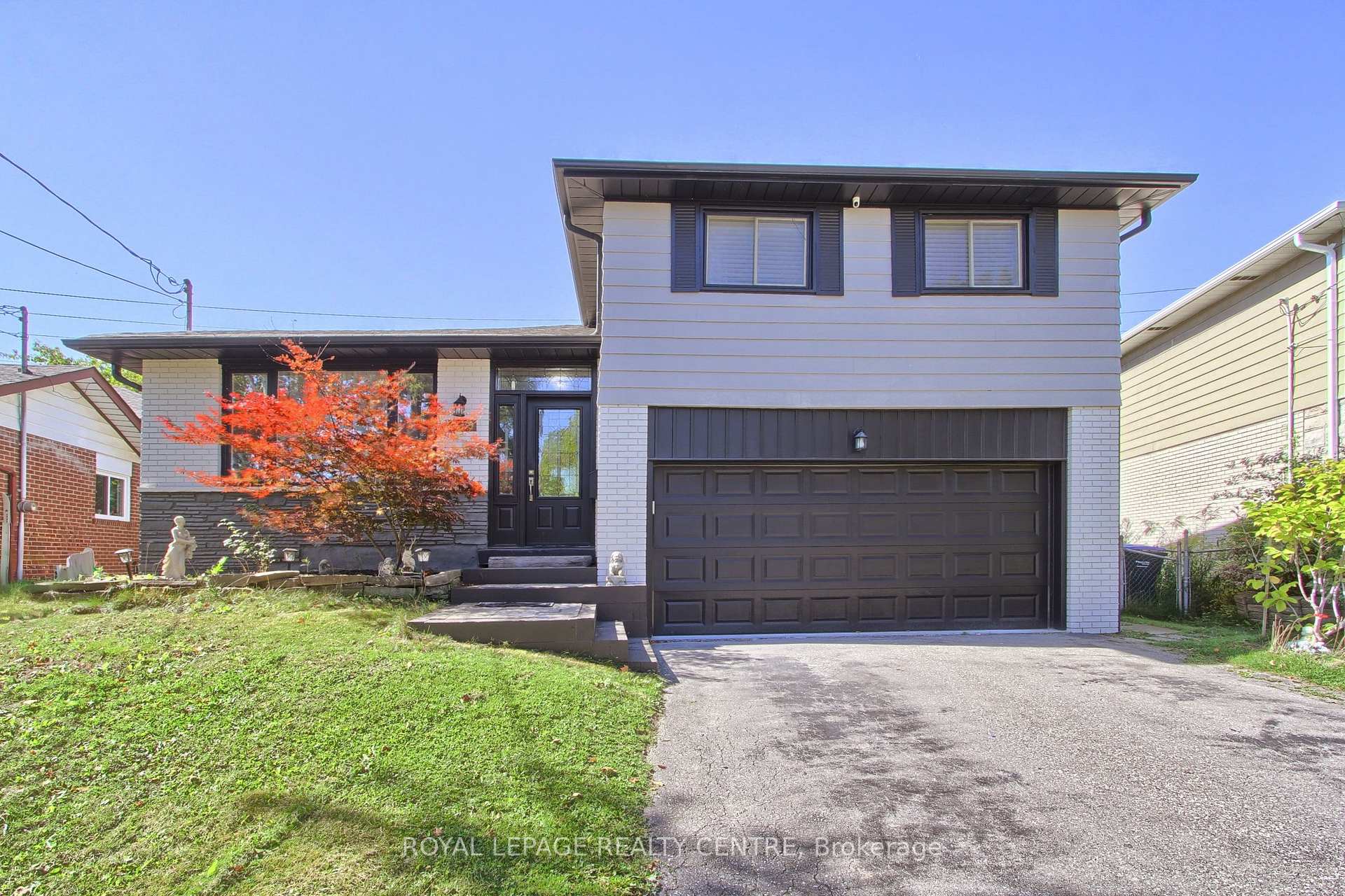 2039 Davebrook Road, Mississauga, ON L5J 3M4