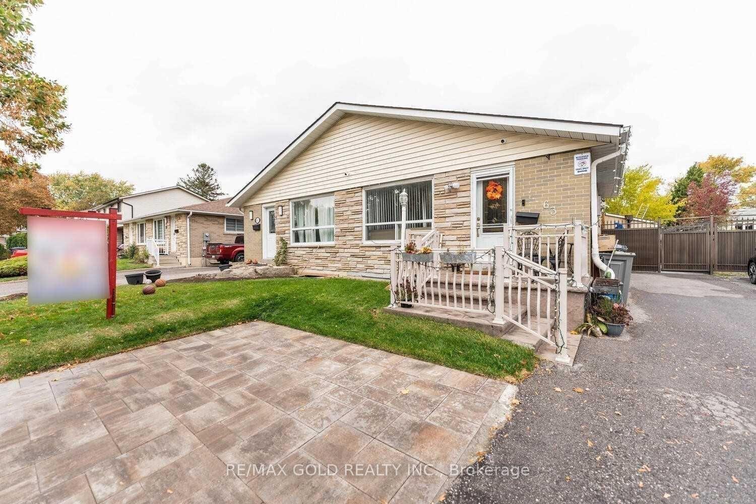 63 Newstead Crescent, Brampton, ON L6V 2A8