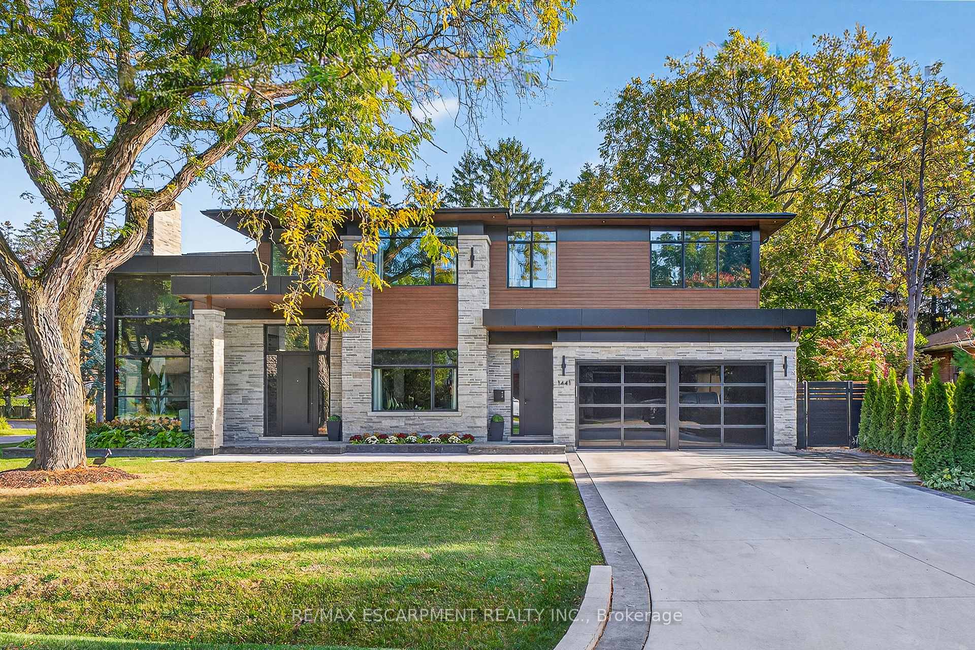 1441 Lochlin Trail, Mississauga, ON L5G 3V5